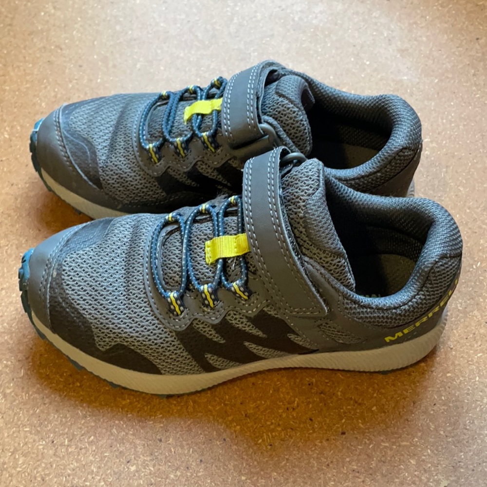Merrell grey boys size 13M trail shoes. Good condition.